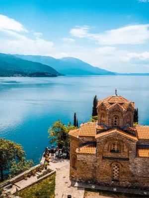 Ohrid_Church-St.-John-of-Kaneo-Instagram-spot-1536x1152